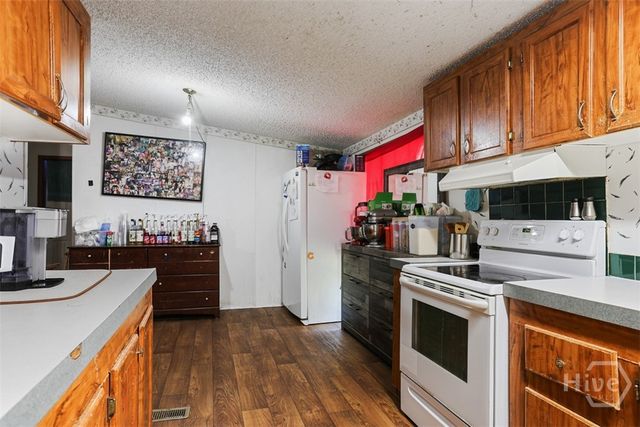 5209 May Road, Ellabell, GA 31308