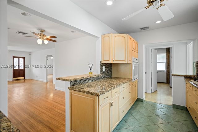 2530 Fillmore St, Hollywood, FL 33020