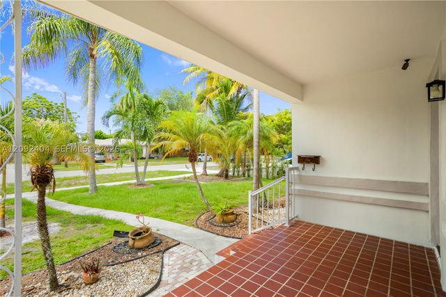 2530 Fillmore St, Hollywood, FL 33020