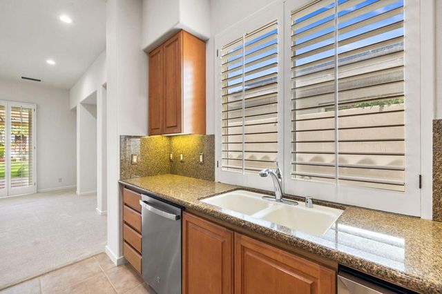 450 Gold Canyon Drive, Palm Desert, CA 92211