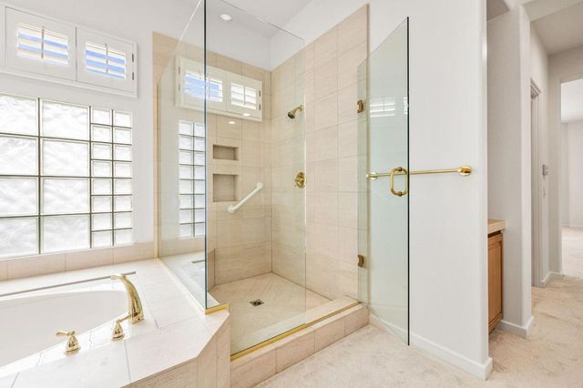 450 Gold Canyon Drive, Palm Desert, CA 92211