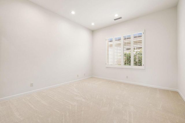 450 Gold Canyon Drive, Palm Desert, CA 92211