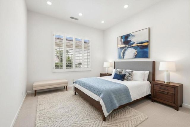 450 Gold Canyon Drive, Palm Desert, CA 92211