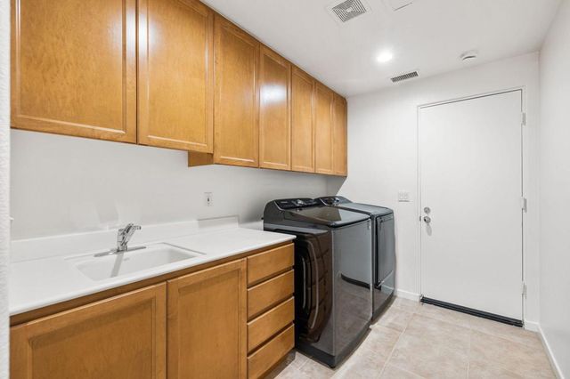 450 Gold Canyon Drive, Palm Desert, CA 92211