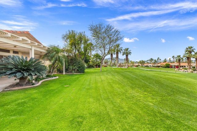 450 Gold Canyon Drive, Palm Desert, CA 92211