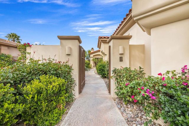 450 Gold Canyon Drive, Palm Desert, CA 92211