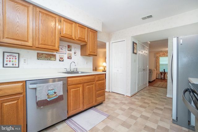 4865 SALTWATER DR, Dumfries, VA 22025