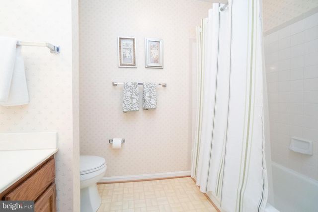 4865 SALTWATER DR, Dumfries, VA 22025