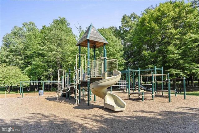 4865 SALTWATER DR, Dumfries, VA 22025