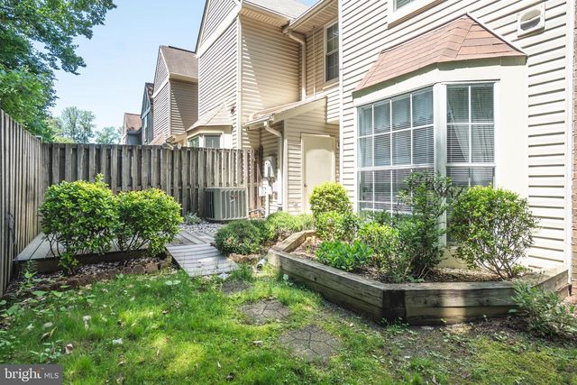 4865 SALTWATER DR, Dumfries, VA 22025