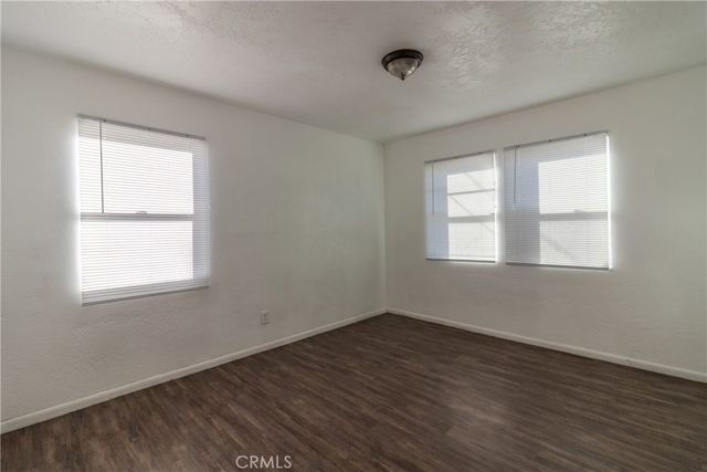 9047 10th, Hesperia, CA 92345