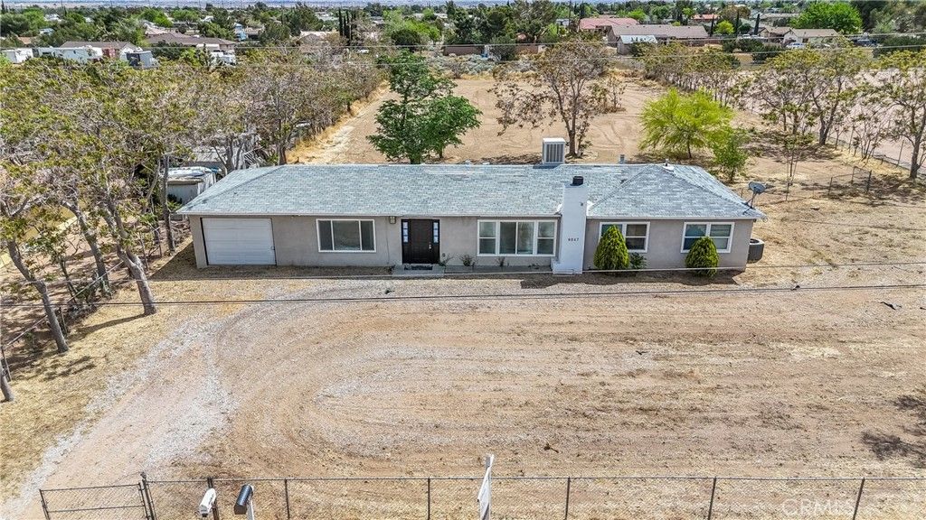 9047 10th, Hesperia, CA 92345