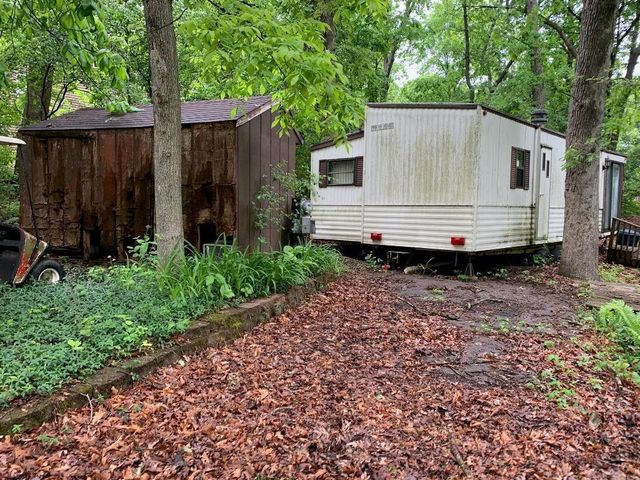 221 Skyway Drive, Edgerton, WI 53534