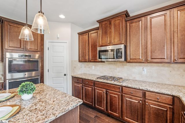 16 Verdana Court, Simpsonville, SC 29680