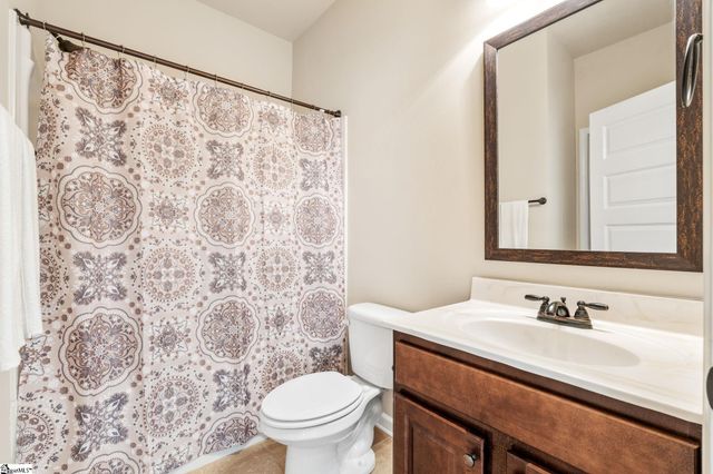 16 Verdana Court, Simpsonville, SC 29680