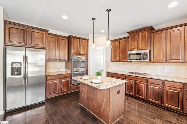 16 Verdana Court, Simpsonville, SC 29680
