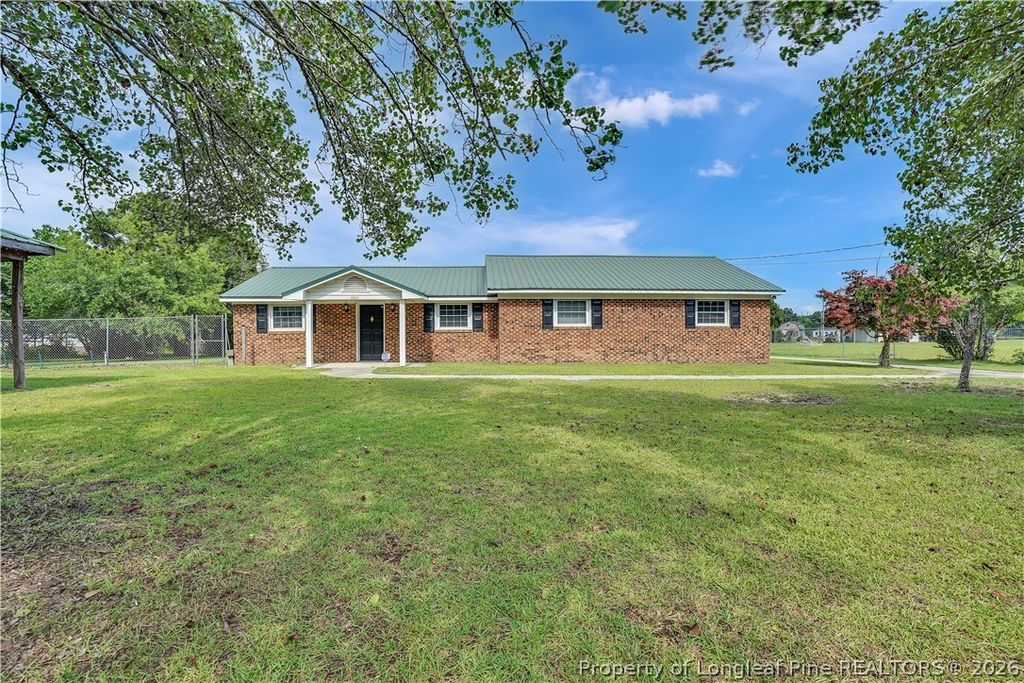 2567 Alamac Road, Lumberton, NC 28358 — photo 2