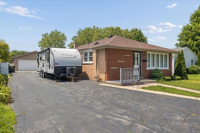 11004 Menard Avenue, Chicago Ridge, IL 60415