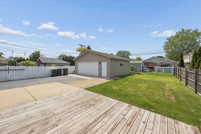11004 Menard Avenue, Chicago Ridge, IL 60415