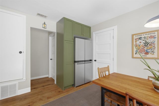 5307 King Henry DR, Austin, TX 78724