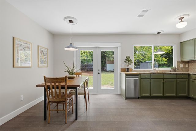 5307 King Henry DR, Austin, TX 78724