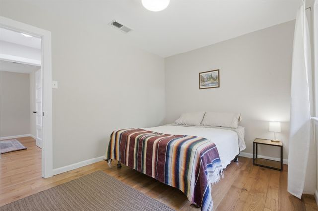 5307 King Henry DR, Austin, TX 78724
