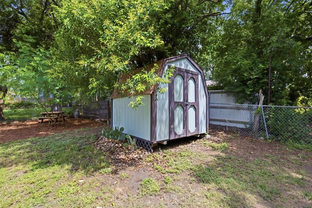 5307 King Henry DR, Austin, TX 78724