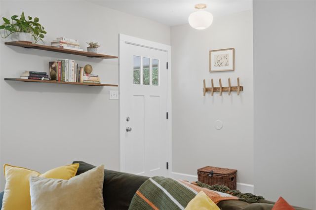 5307 King Henry DR, Austin, TX 78724