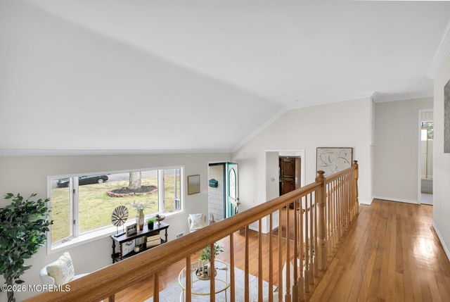 12 Karyn Terrace E, Middletown, NJ 07748