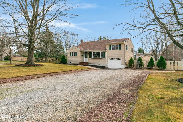 12 Karyn Terrace E, Middletown, NJ 07748