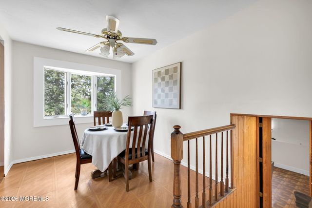 12 Karyn Terrace E, Middletown, NJ 07748