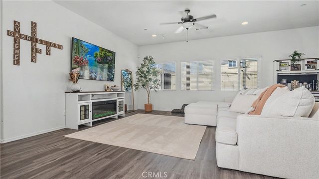 28790 Ivy Springs, Murrieta, CA 92563