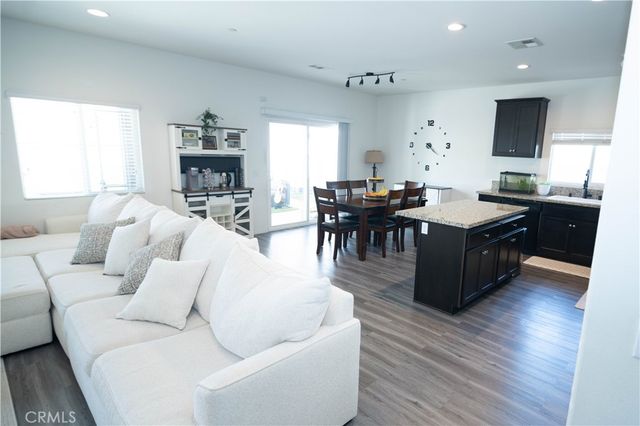 28790 Ivy Springs, Murrieta, CA 92563
