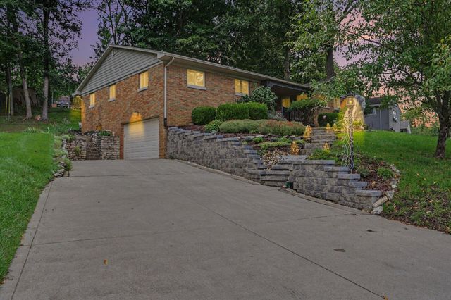 385 Kemper Avenue, Lancaster, OH 43130