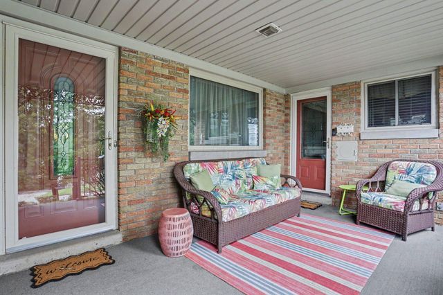 385 Kemper Avenue, Lancaster, OH 43130