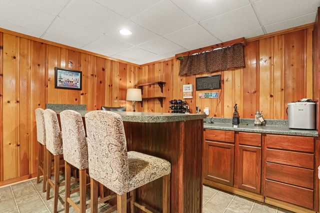 385 Kemper Avenue, Lancaster, OH 43130