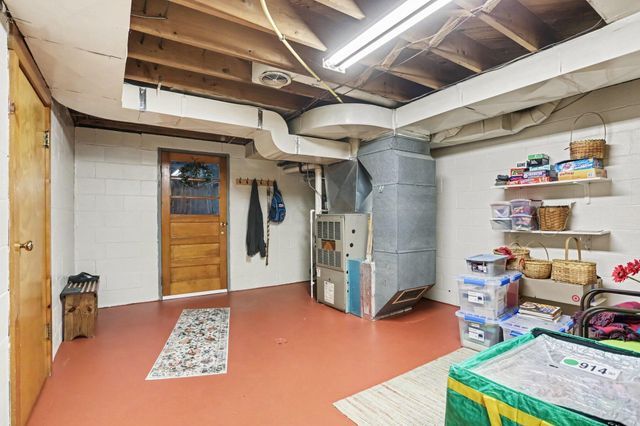 385 Kemper Avenue, Lancaster, OH 43130