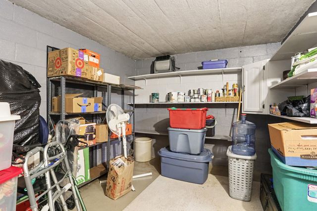 385 Kemper Avenue, Lancaster, OH 43130