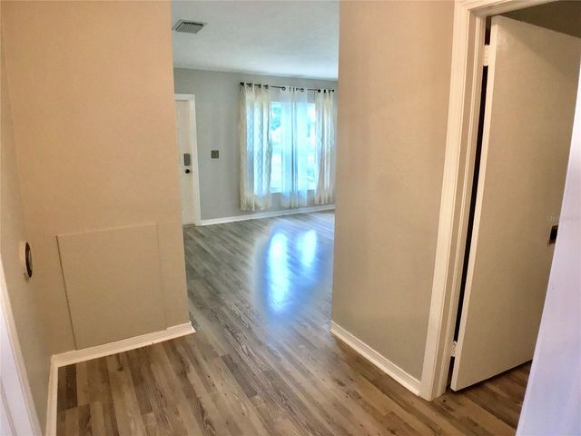3809 W VASCONIA STREET, Tampa, FL 33629