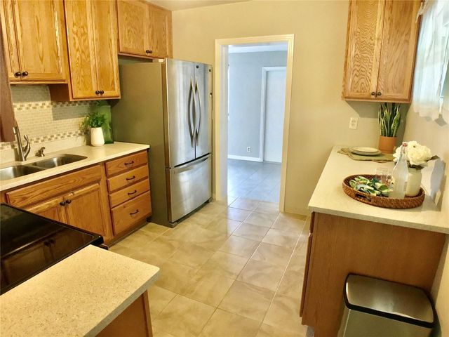 3809 W VASCONIA STREET, Tampa, FL 33629