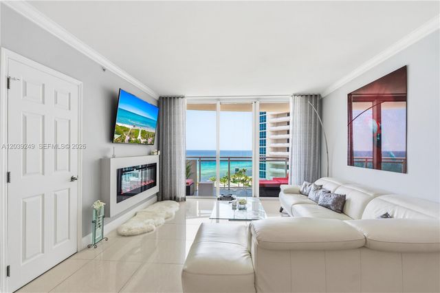 3001 S Ocean Drive 1023, Hollywood, FL 33019