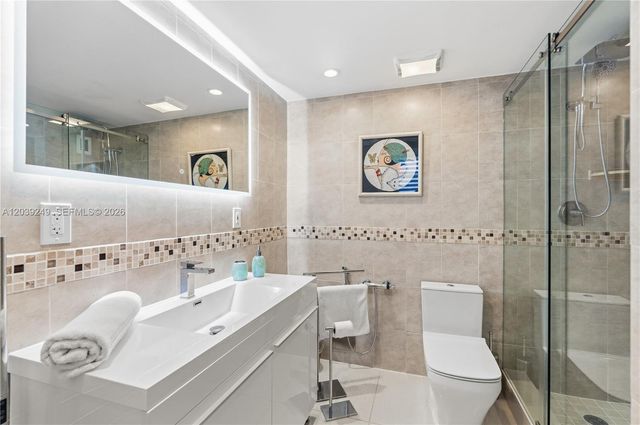 3001 S Ocean Drive 1023, Hollywood, FL 33019