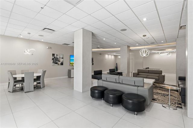 3001 S Ocean Drive 1023, Hollywood, FL 33019