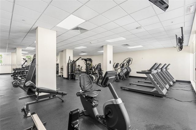 3001 S Ocean Drive 1023, Hollywood, FL 33019