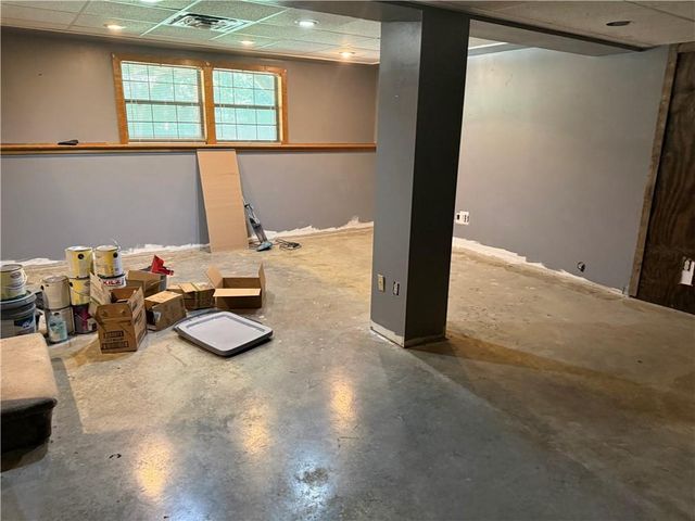 704 Hillcrest Street, Pleasant Hill, MO 64080