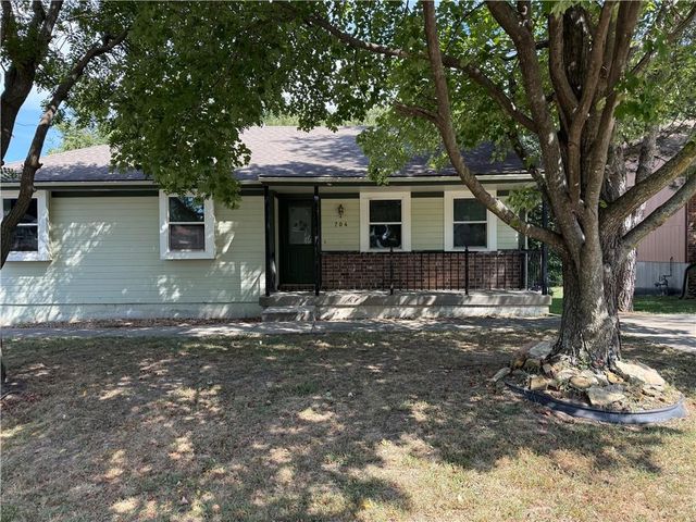 704 Hillcrest Street, Pleasant Hill, MO 64080