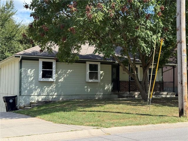 704 Hillcrest Street, Pleasant Hill, MO 64080