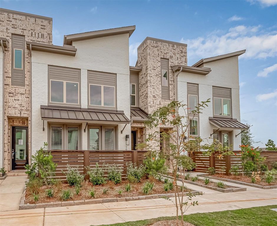 19710 Curved Steel Drive, Cypress, TX 77433