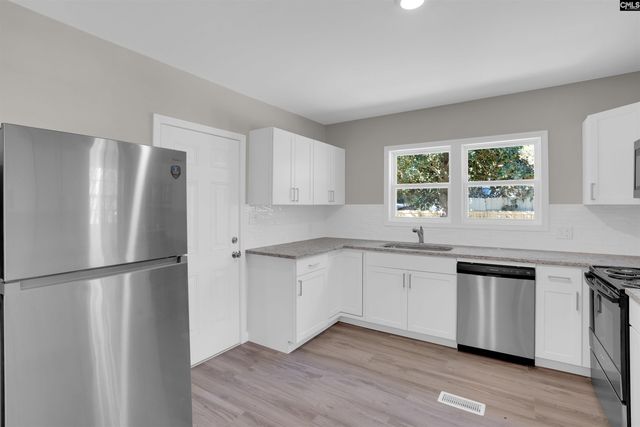 2011 Smith Street, Columbia, SC 29209