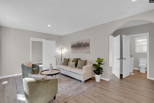 2011 Smith Street, Columbia, SC 29209